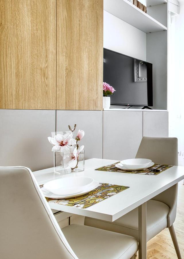 Joivy Old Milan Navigli Family Apartments Ngoại thất bức ảnh