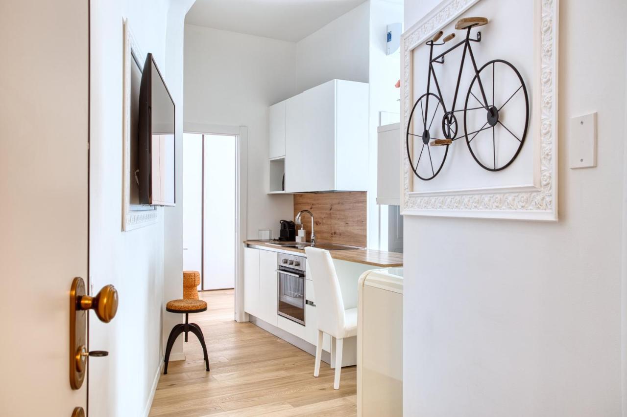 Joivy Old Milan Navigli Family Apartments Ngoại thất bức ảnh