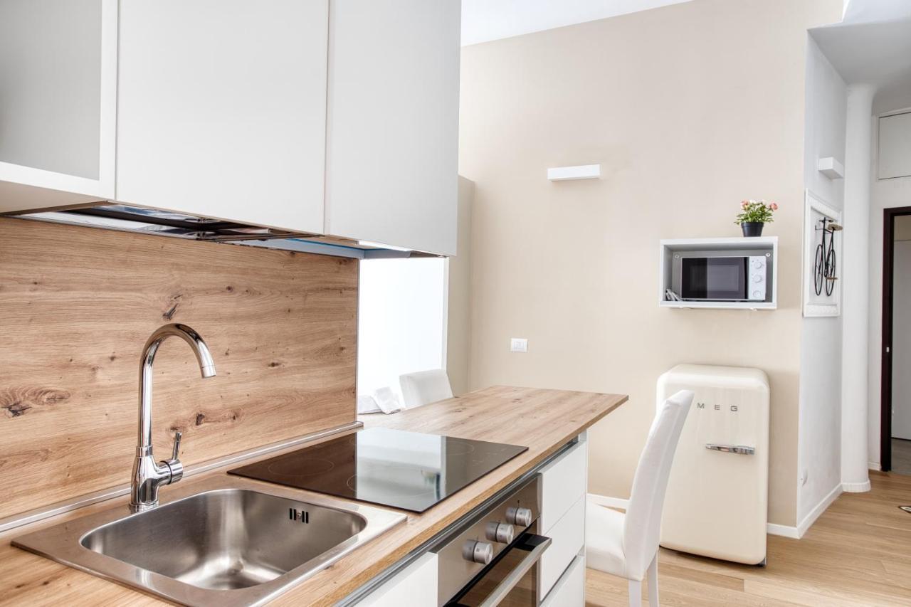 Joivy Old Milan Navigli Family Apartments Ngoại thất bức ảnh